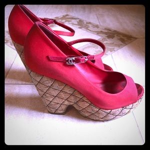 CHANEL Wedge